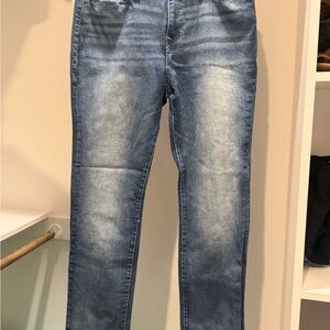 True Religion Women's Billie Mid Rise Straight Leg Jeans size 34